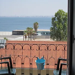 Beira Mar Alojamento de Acomodação e Pequeno-almoço Lisboa